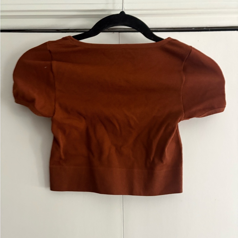 Wild Fable Women's Rust Ribbed Crop Top - Picture 2 of 3